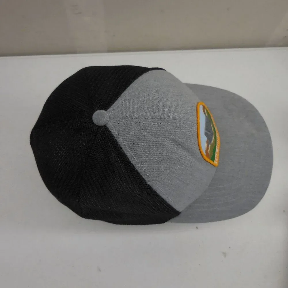 The North Face Truckee Trucker Fitted Hat Valley Patch‎ Flexfit Adult S-M